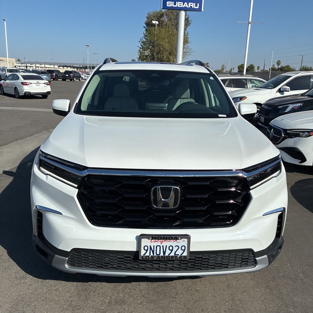 2025 Honda Pilot Touring