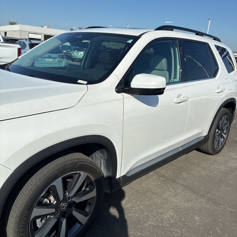 2025 Honda Pilot Touring