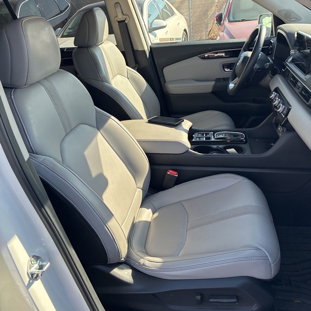 2025 Honda Pilot Touring