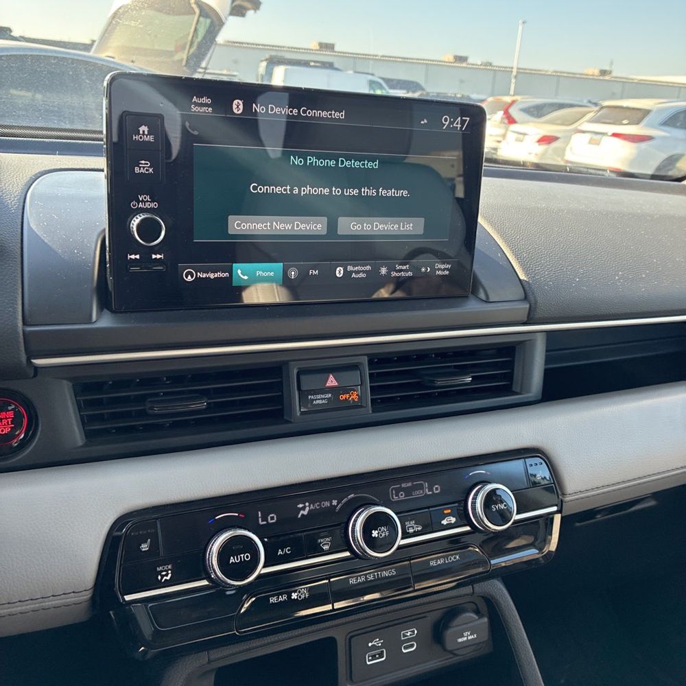 2025 Honda Pilot Touring
