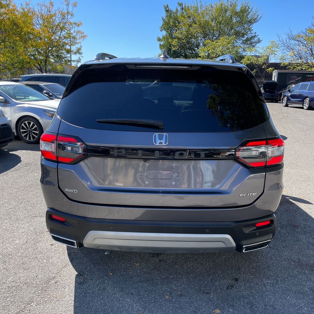 2023 Honda Pilot Elite
