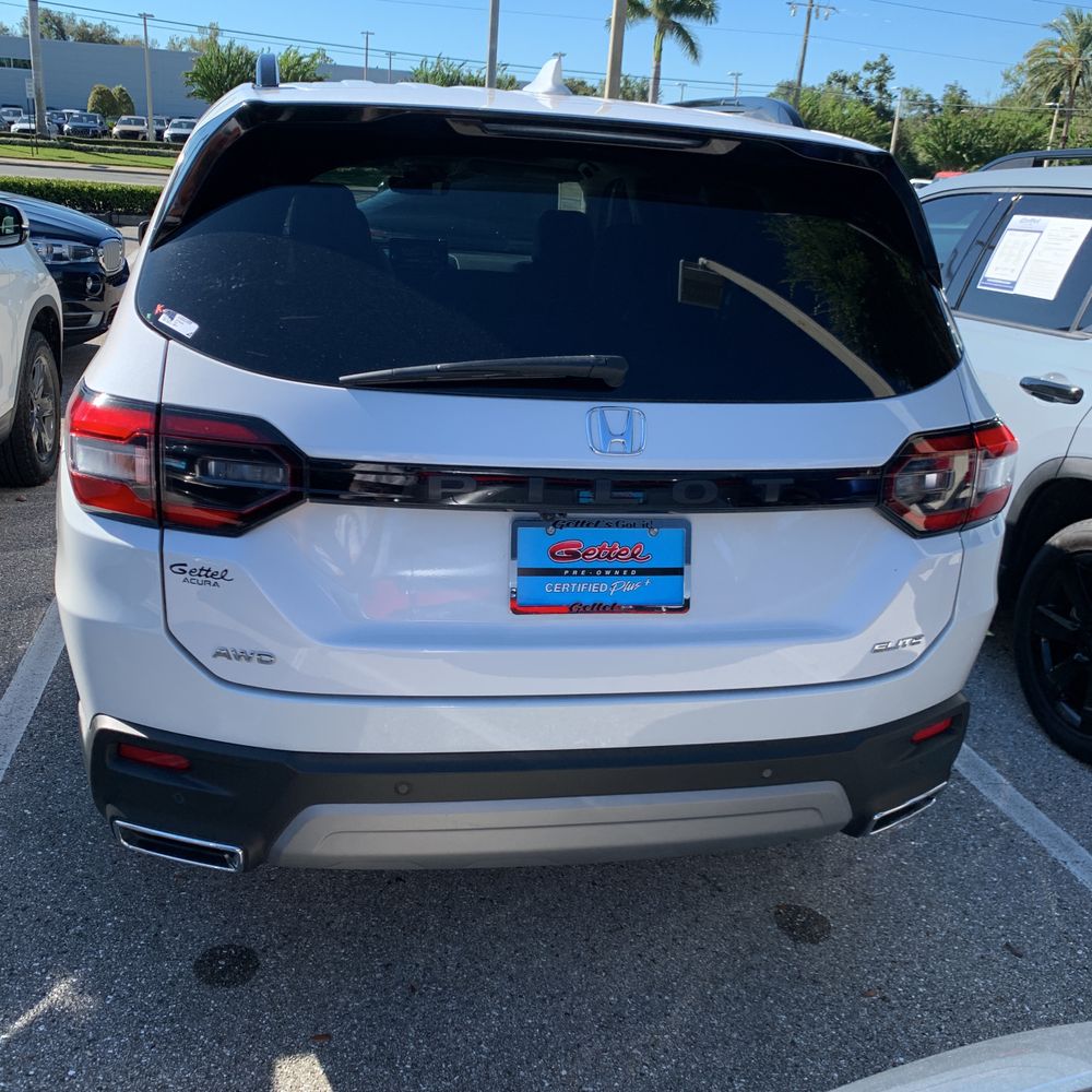 2023 Honda Pilot Elite 4D SUV AWD