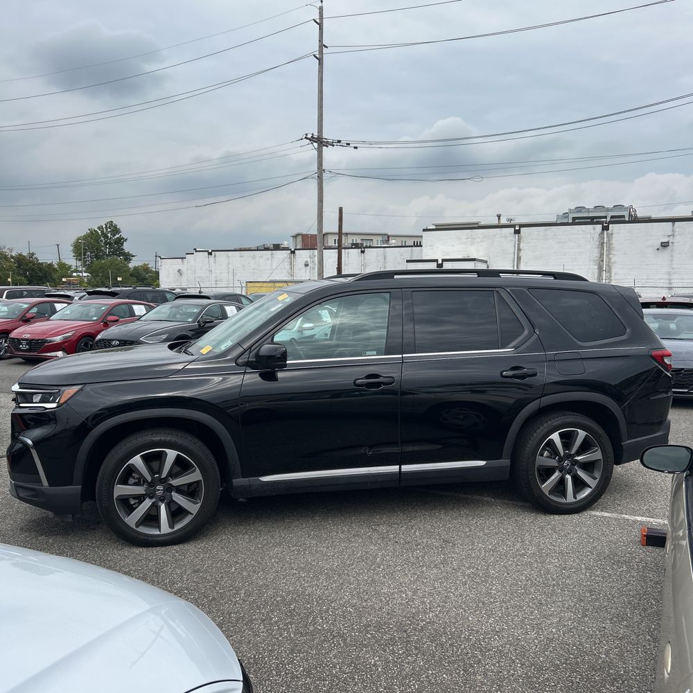 2023 Honda Pilot Elite