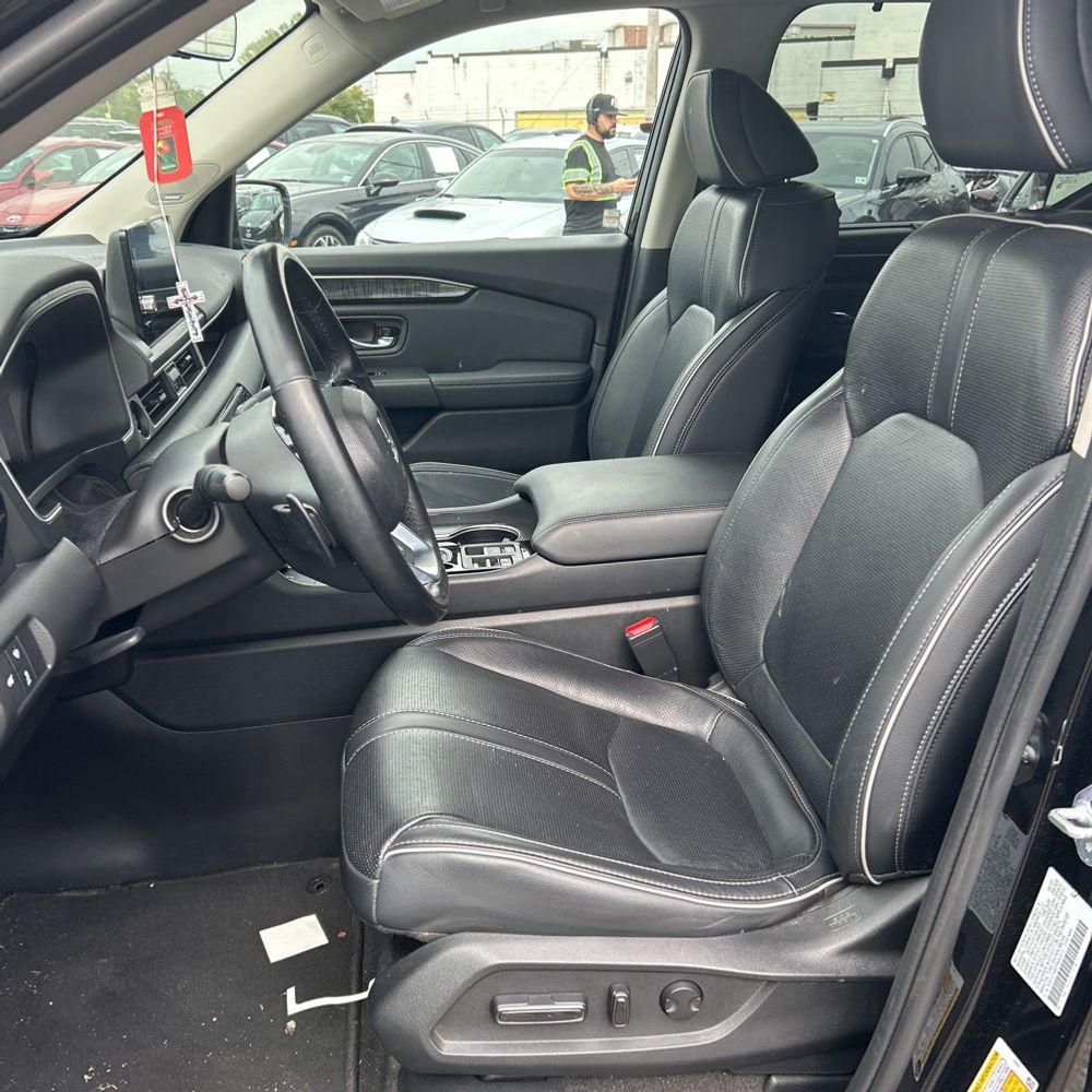 2023 Honda Pilot Elite
