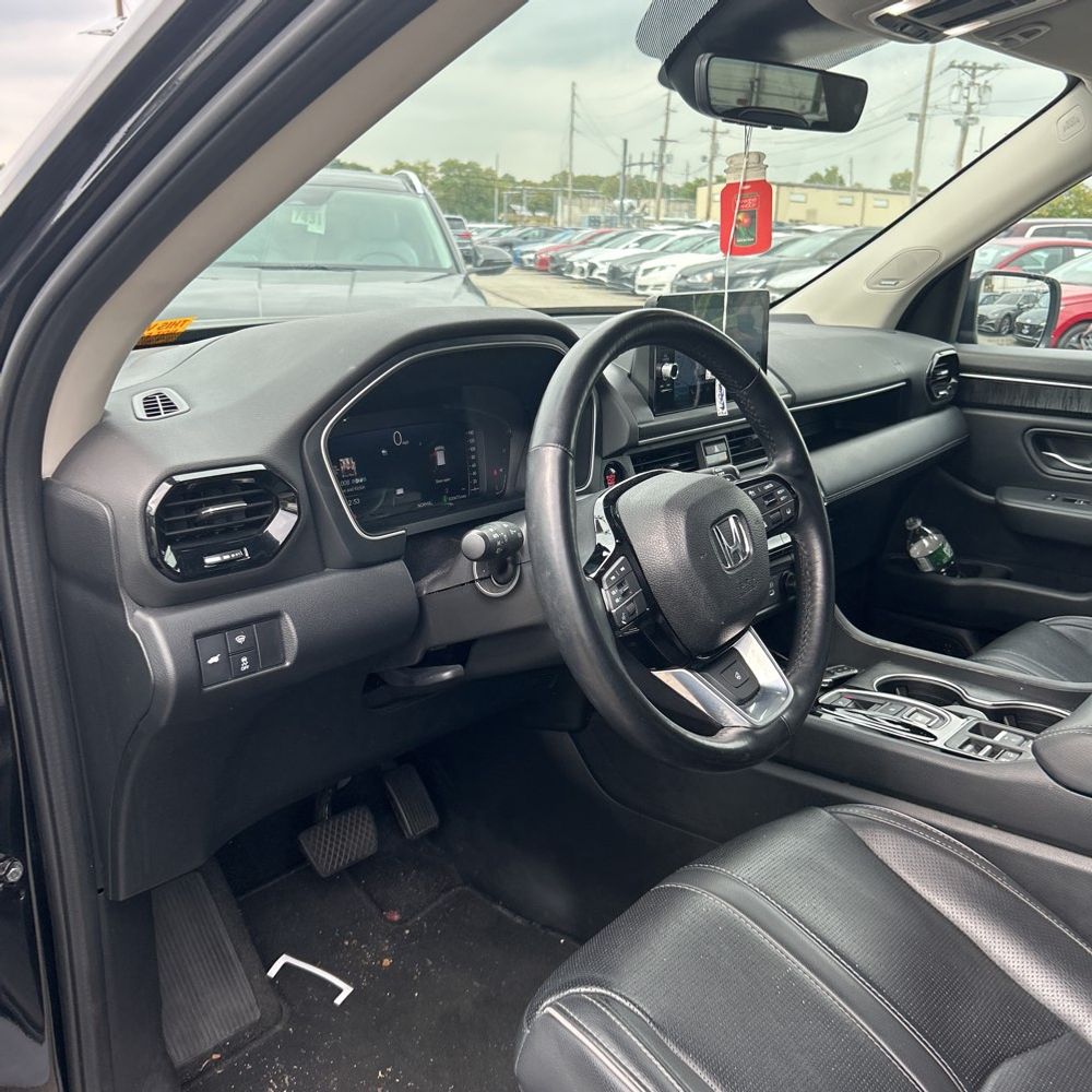 2023 Honda Pilot Elite