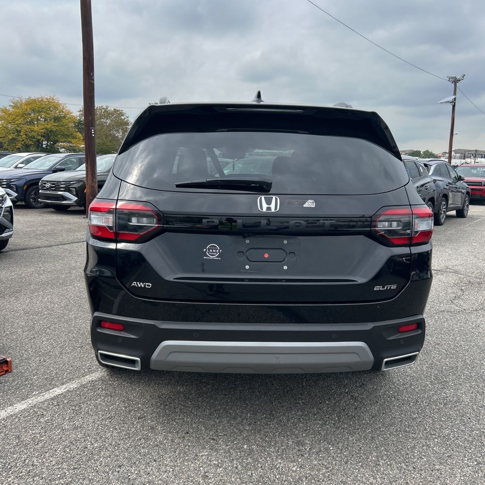 2023 Honda Pilot Elite