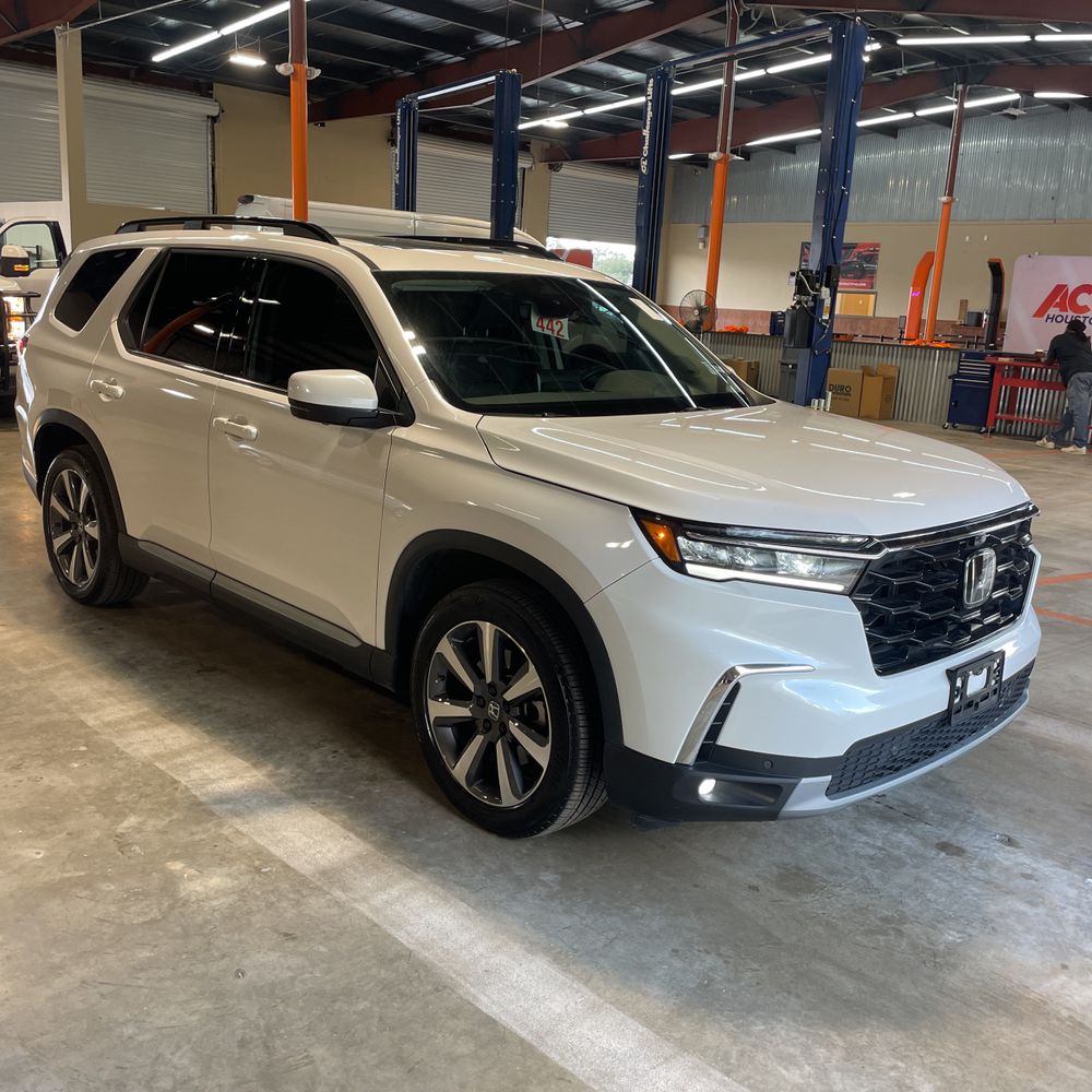 2025 Honda Pilot Elite