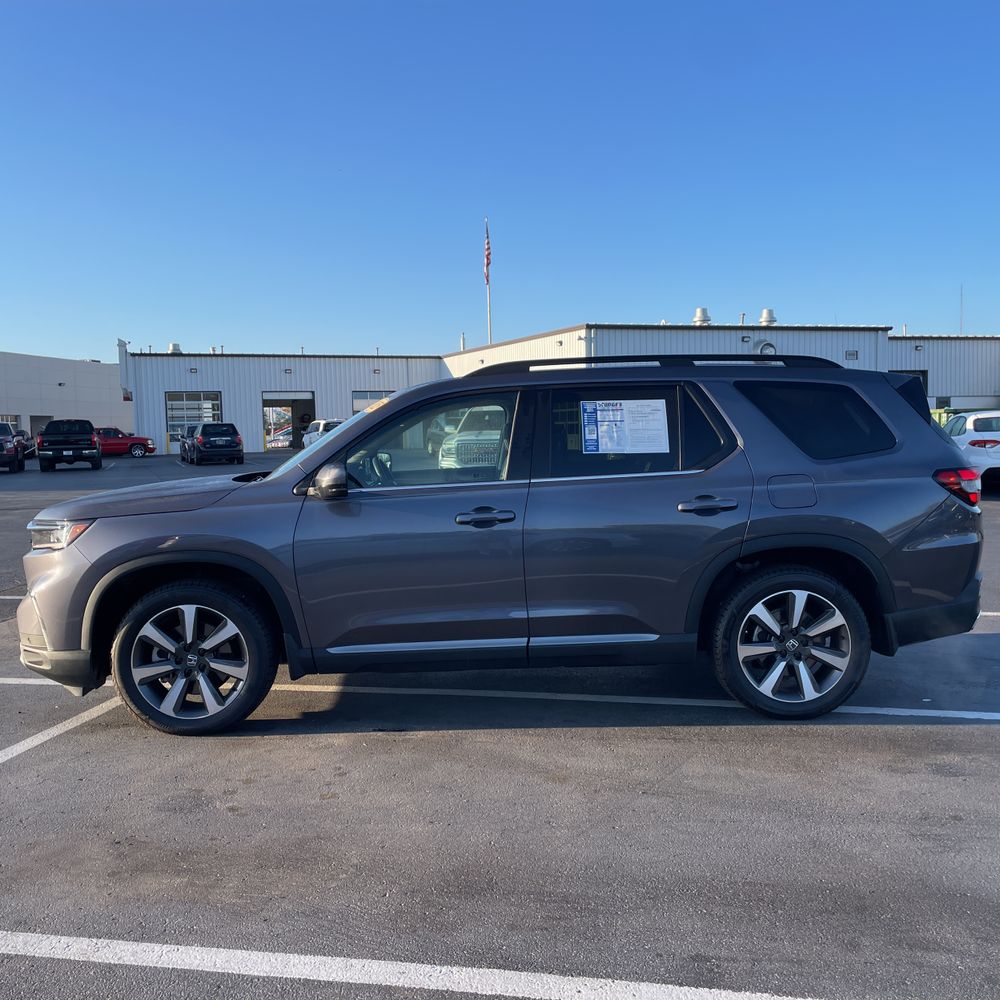 2025 Honda Pilot Elite