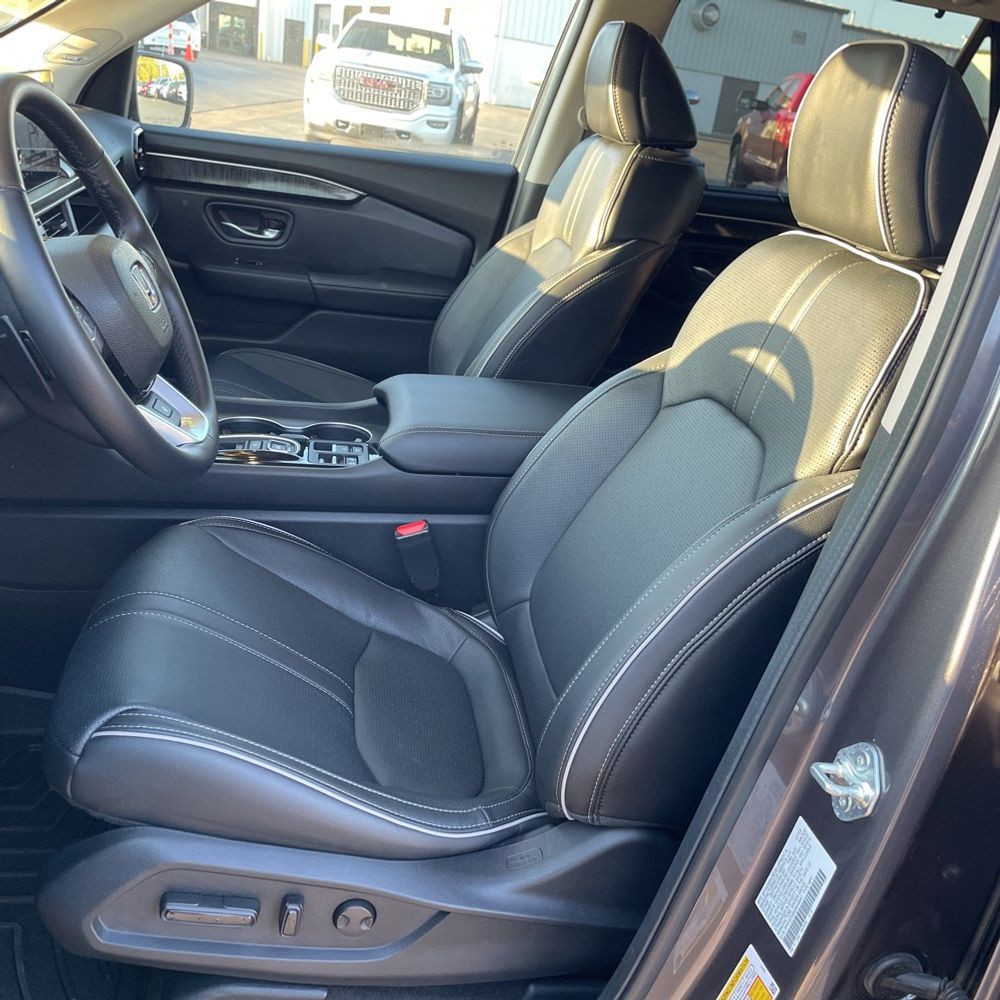 2025 Honda Pilot Elite