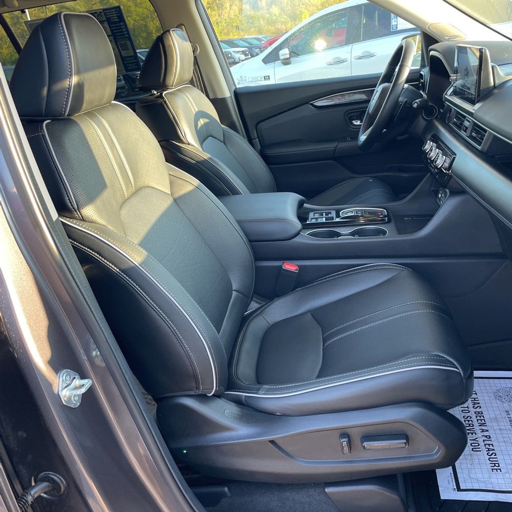 2025 Honda Pilot Elite