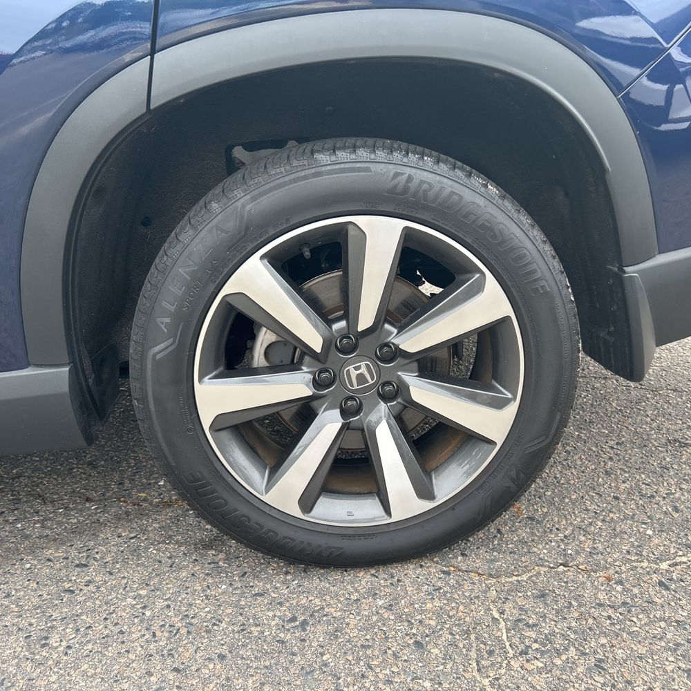 2023 Honda Pilot Elite