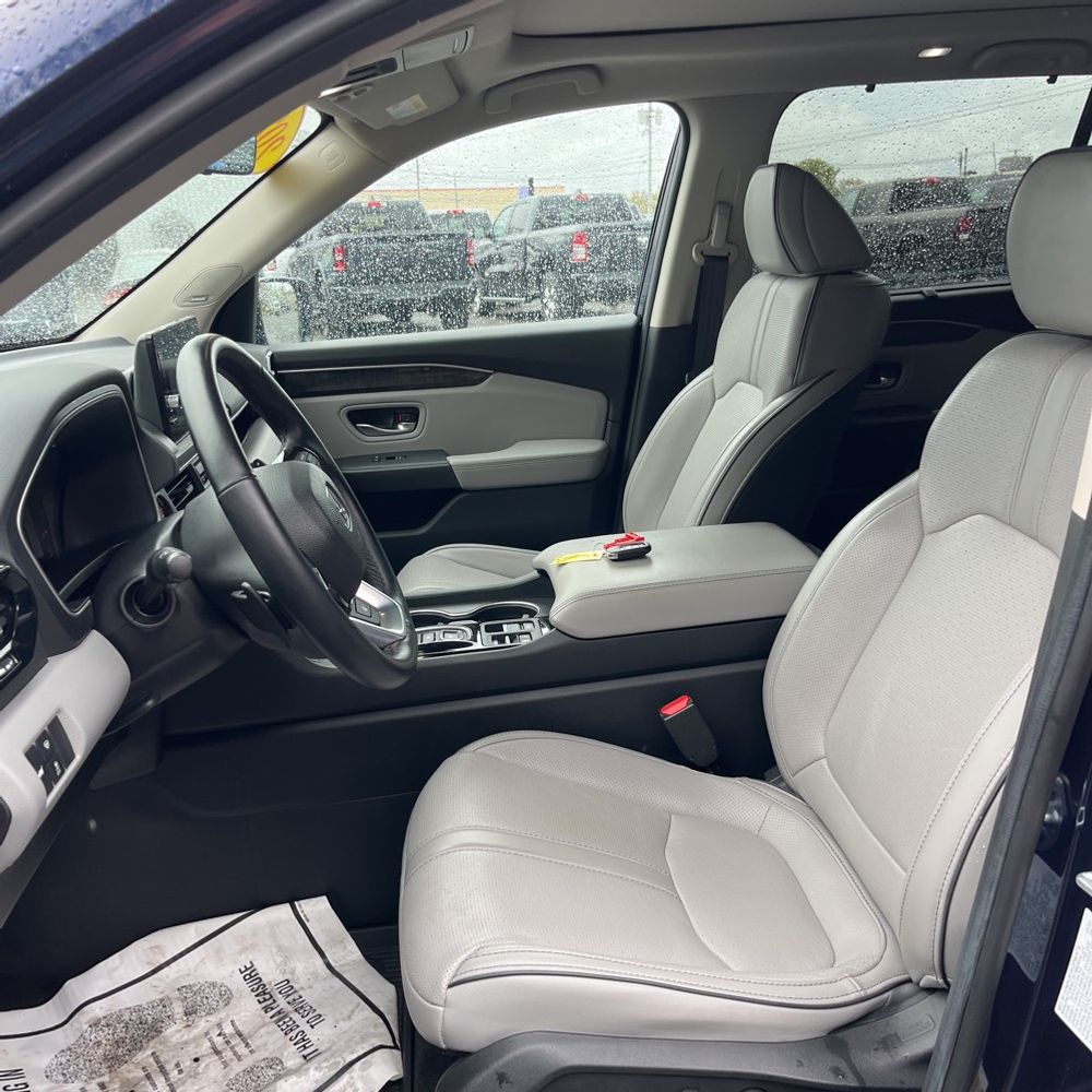 2025 Honda Pilot Elite