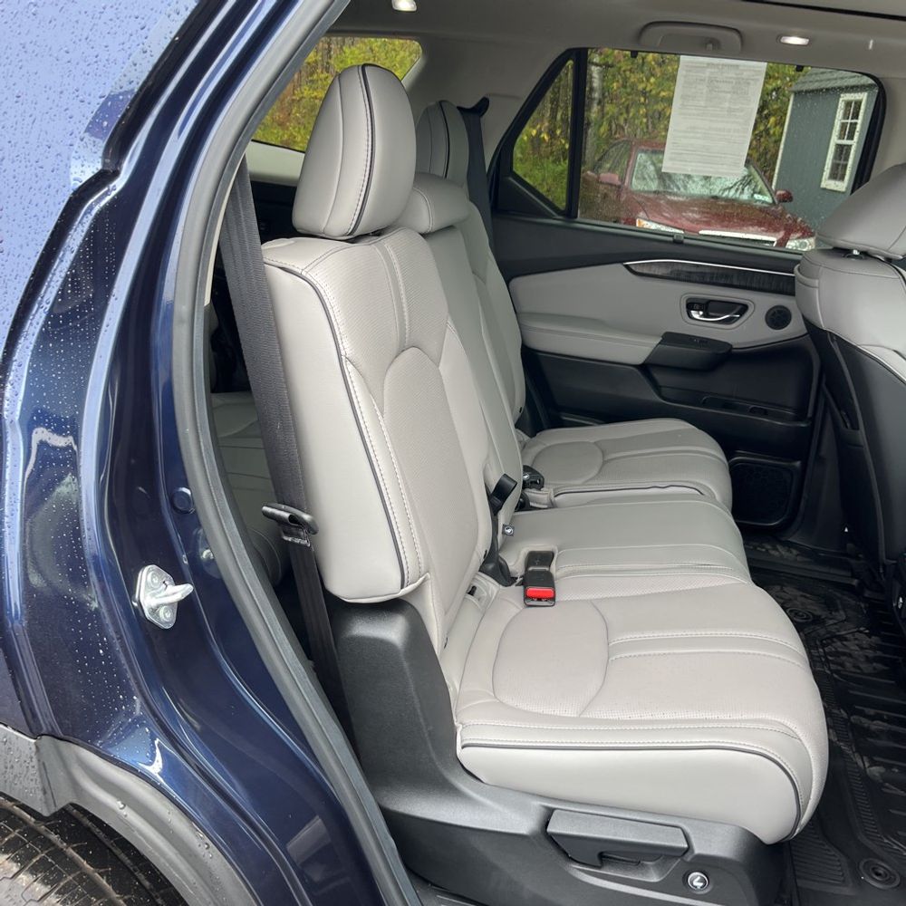 2025 Honda Pilot Elite