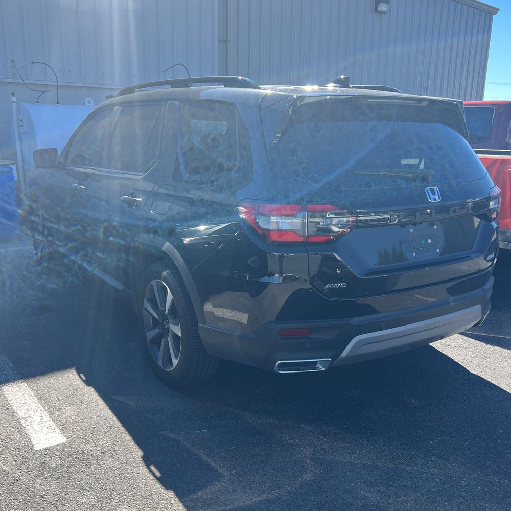 2023 Honda Pilot Elite