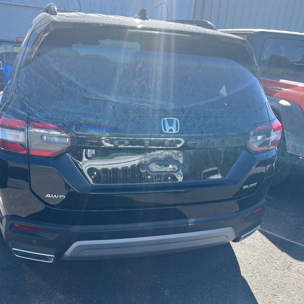 2023 Honda Pilot Elite