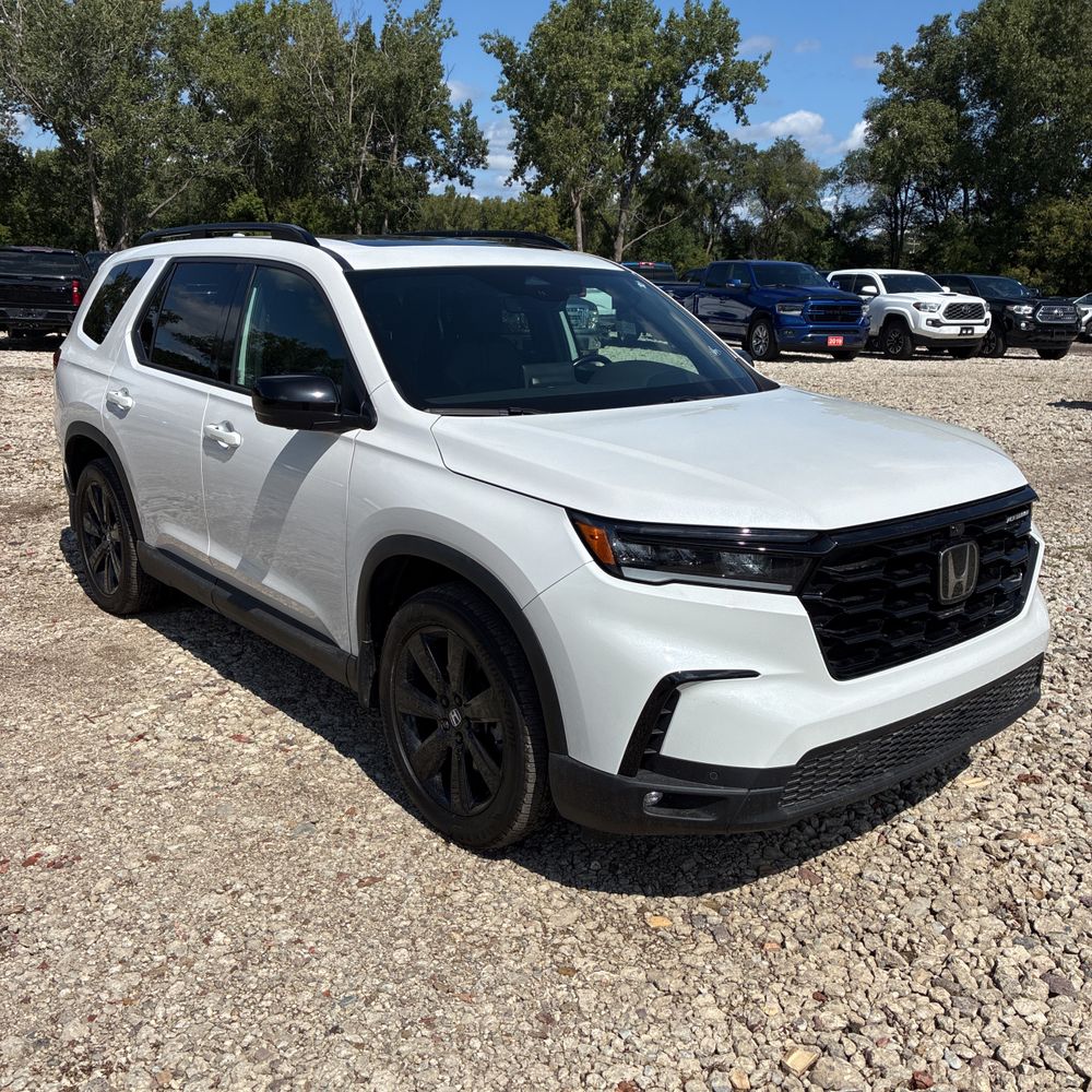 2023 Honda Pilot Black Edition