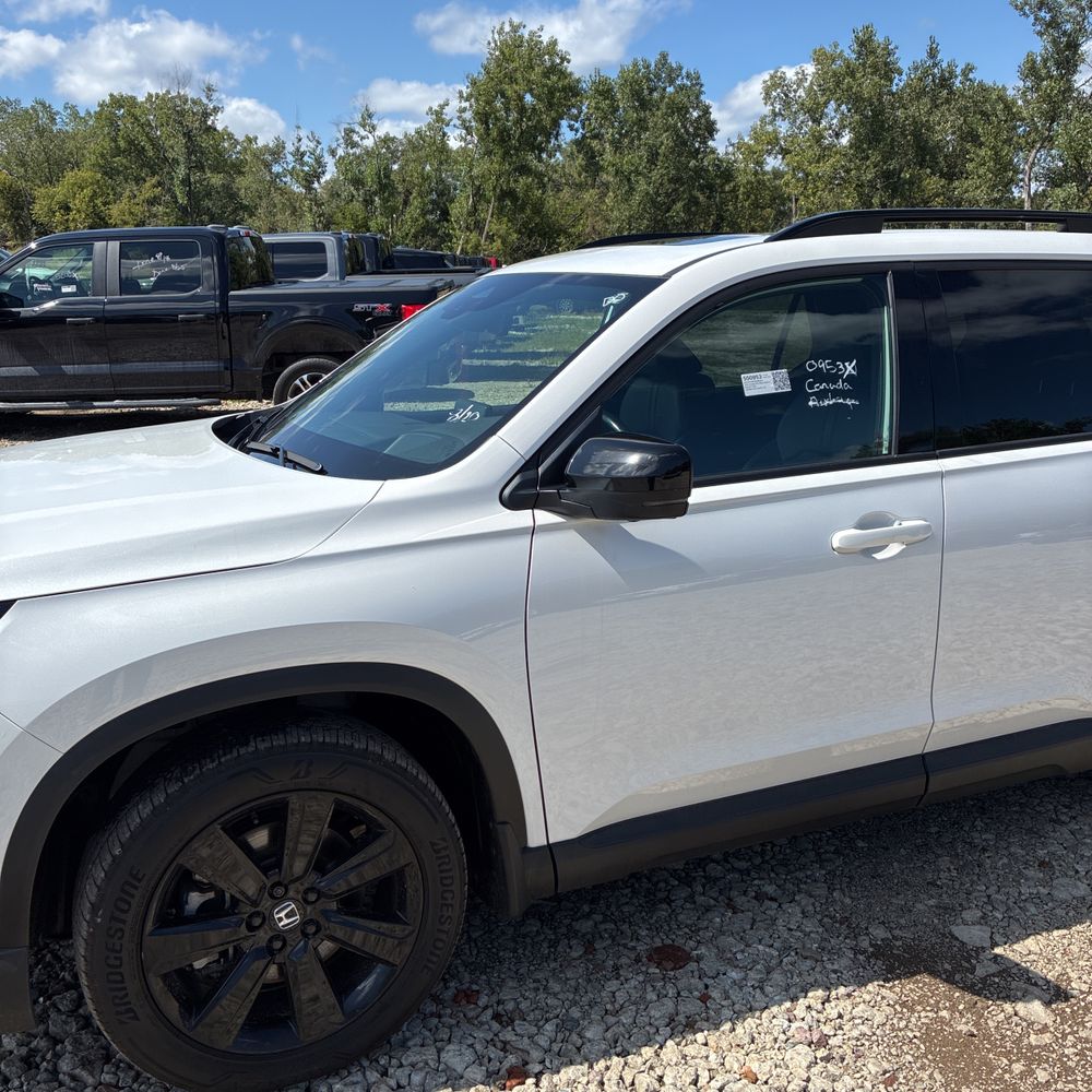 2023 Honda Pilot Black Edition