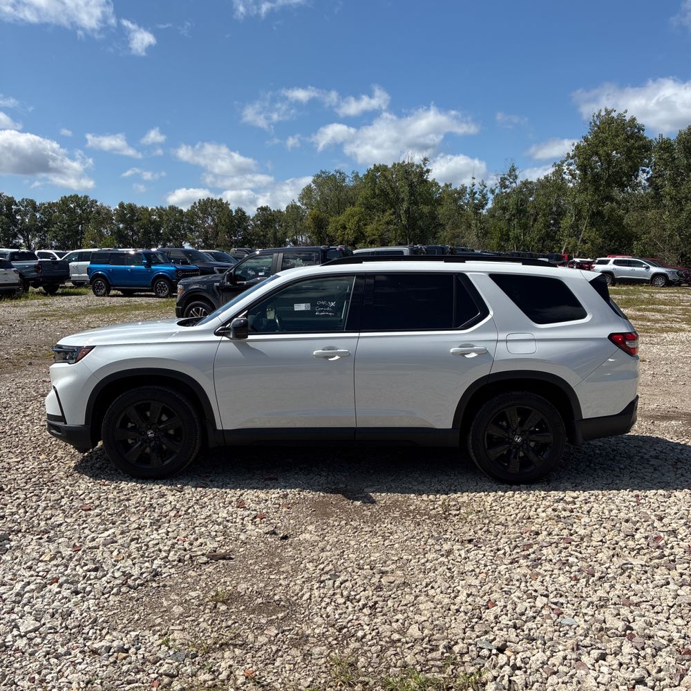 2023 Honda Pilot Black Edition