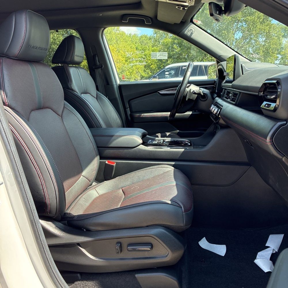 2023 Honda Pilot Black Edition