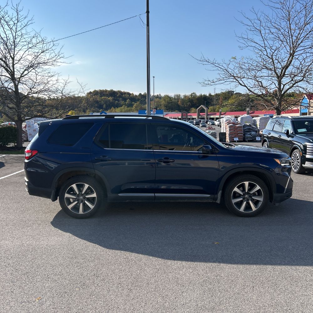2025 Honda Pilot Elite