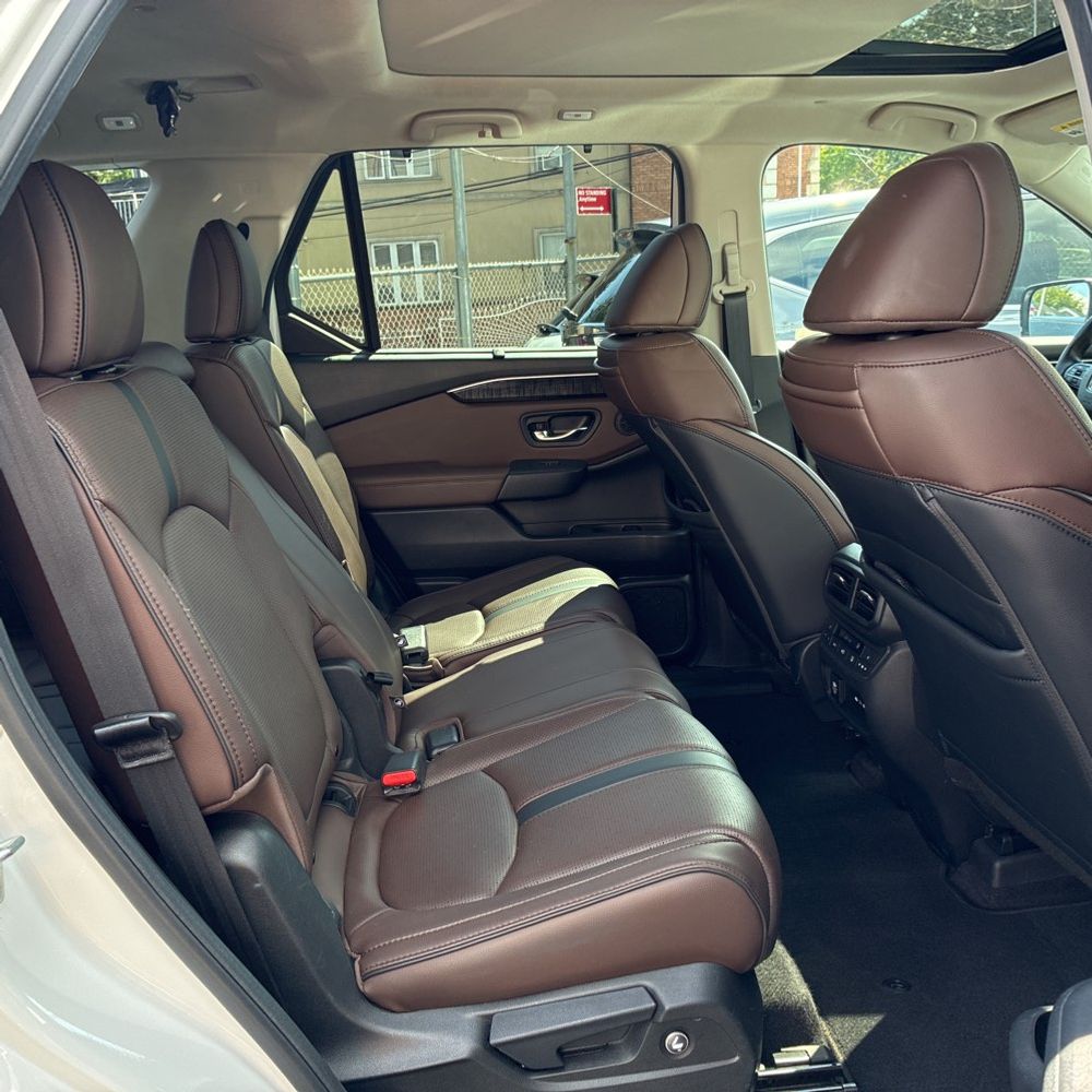 2025 Honda Pilot Elite