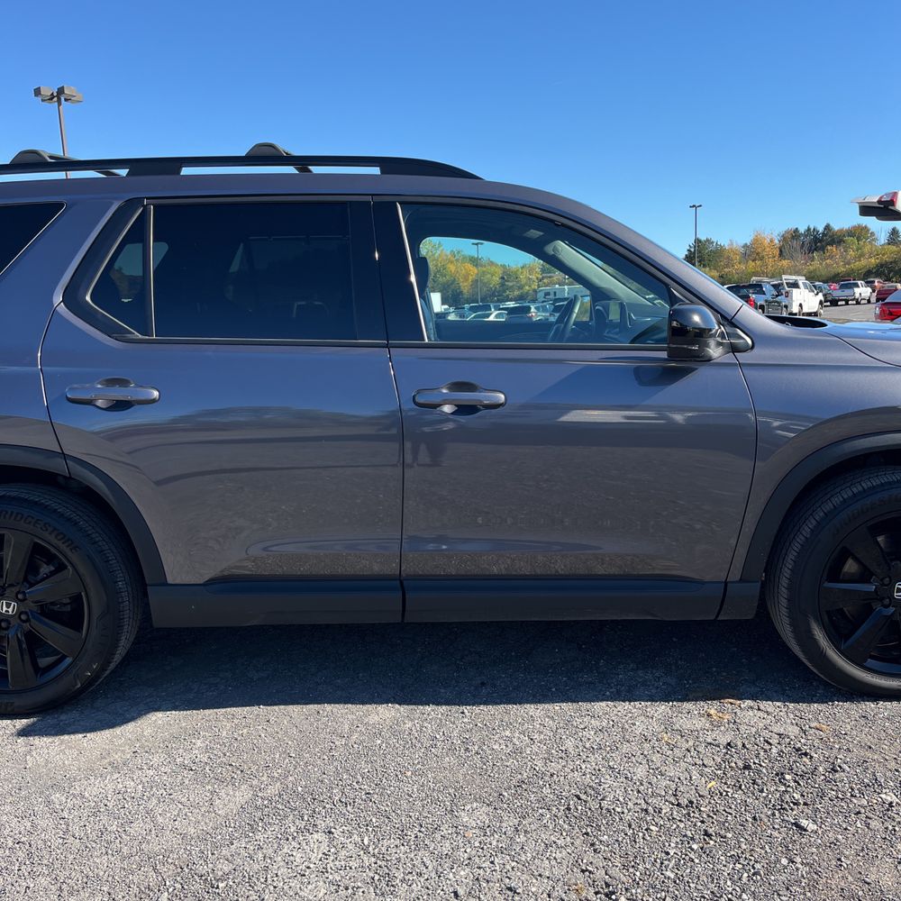 2025 Honda Pilot Black Edition