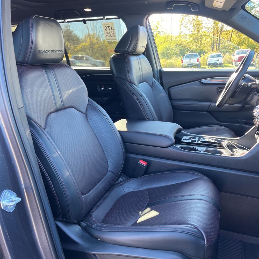 2025 Honda Pilot Black Edition