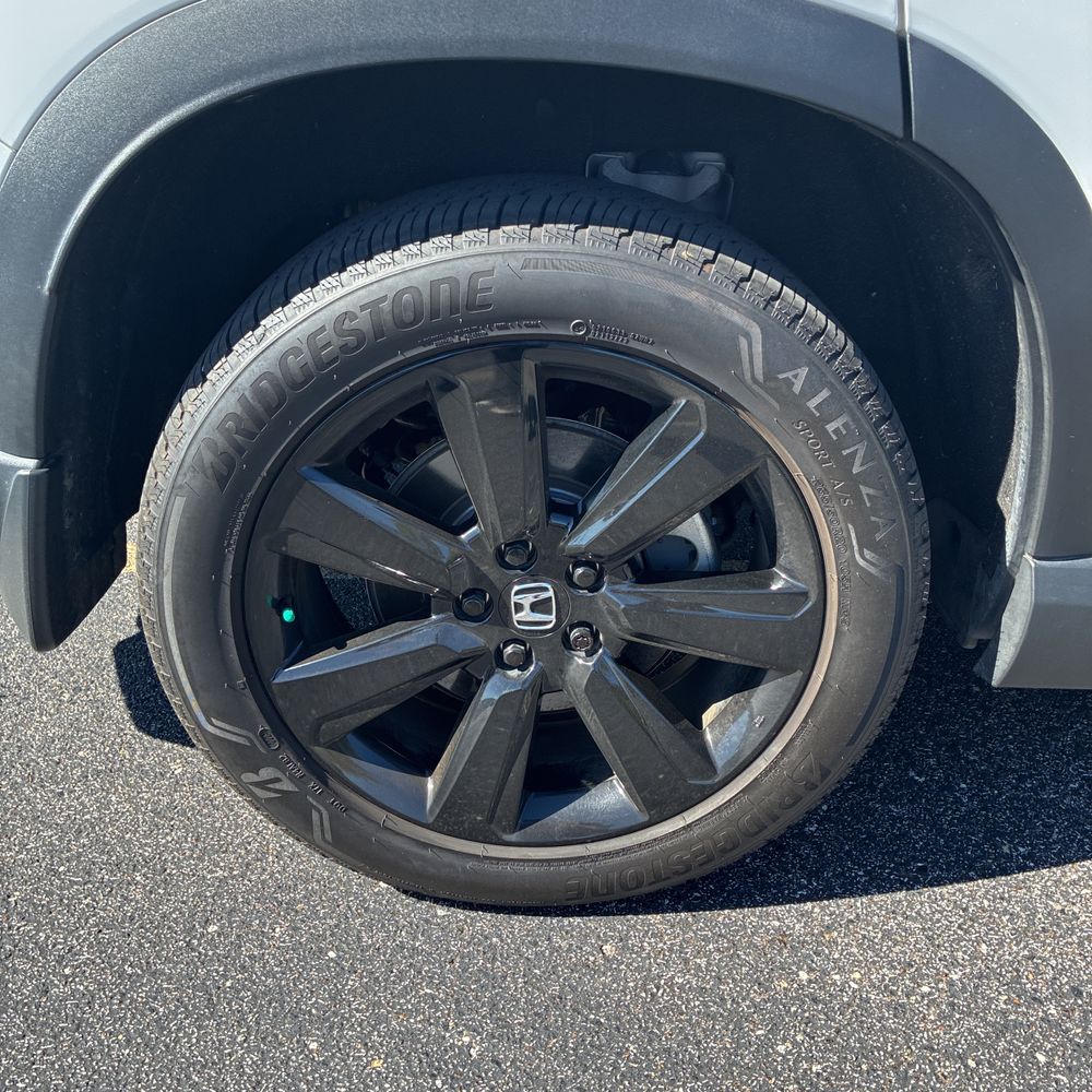 2025 Honda Pilot Black Edition