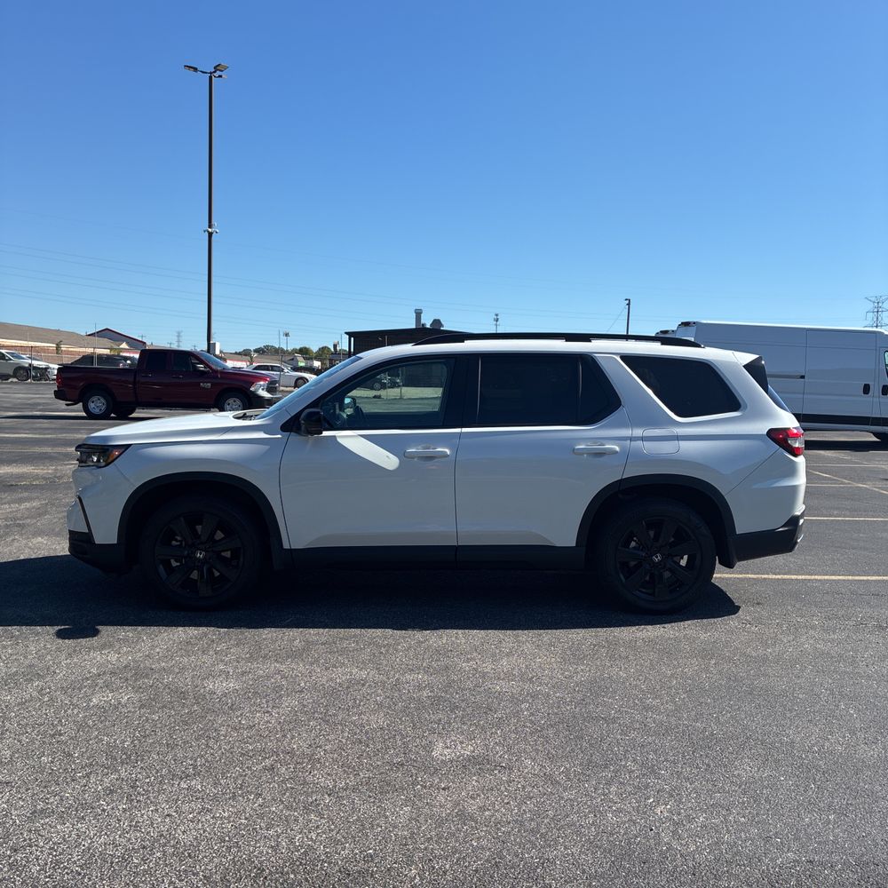 2025 Honda Pilot Black Edition