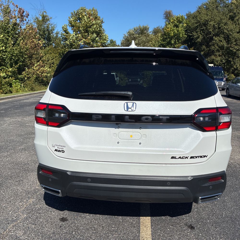 2025 Honda Pilot Black Edition
