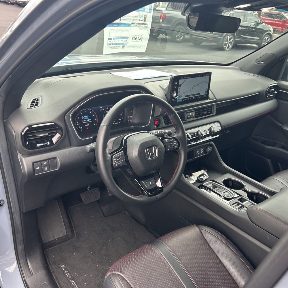 2025 Honda Pilot Black Edition