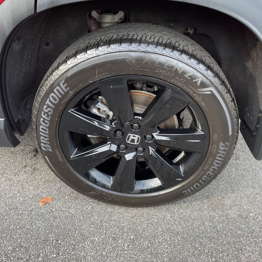 2025 Honda Pilot Black Edition