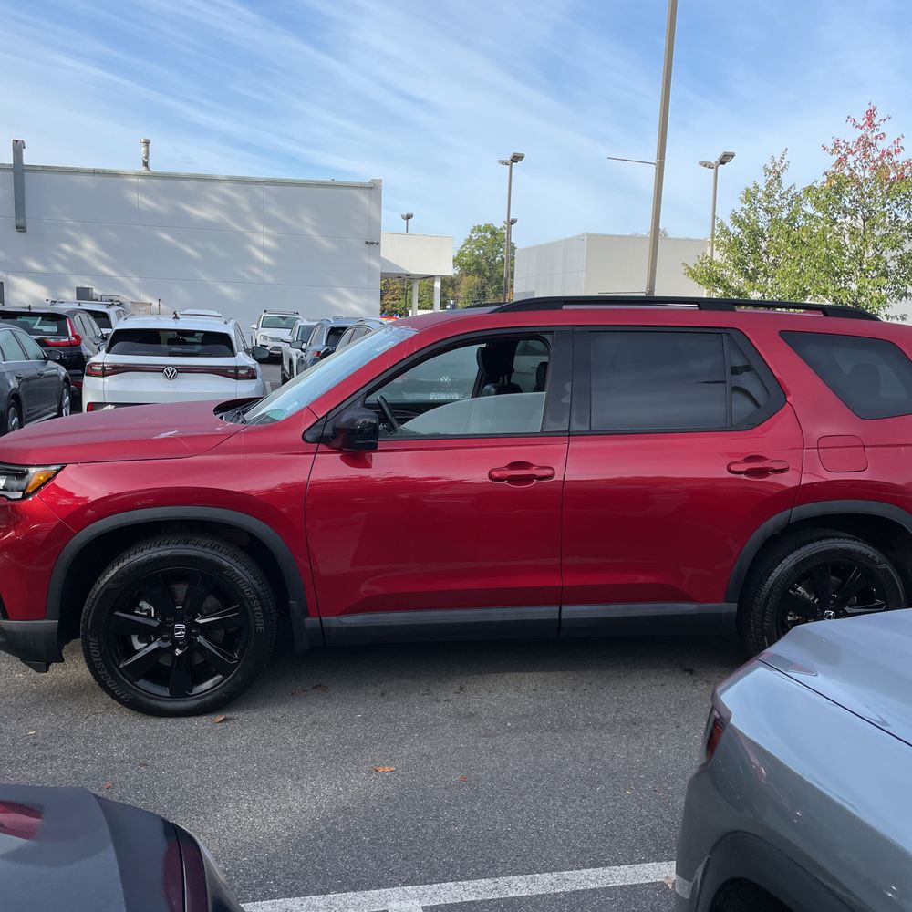2025 Honda Pilot Black Edition