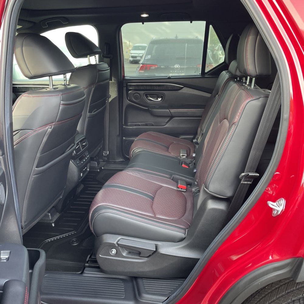 2025 Honda Pilot Black Edition