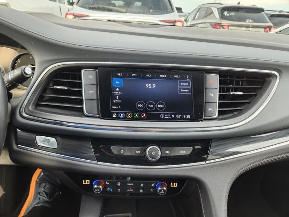 2024 Buick Enclave Premium