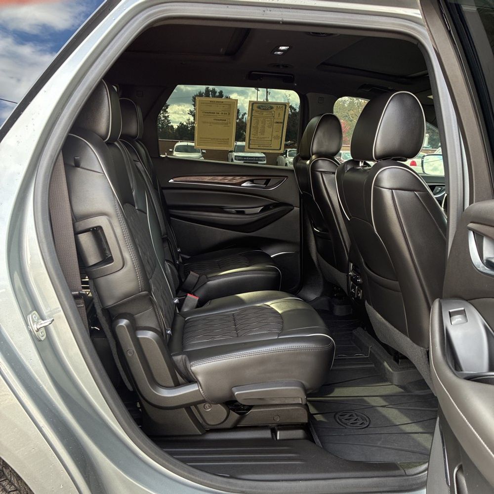 2024 Buick Enclave Avenir