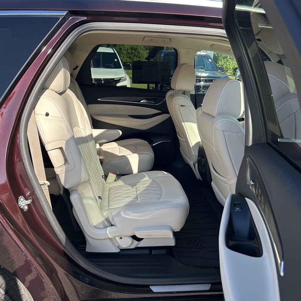 2023 Buick Enclave Avenir