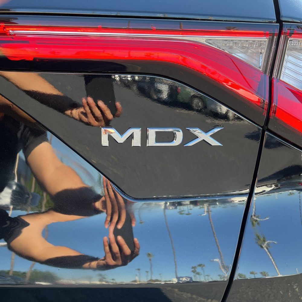 2024 Acura MDX w/Tech