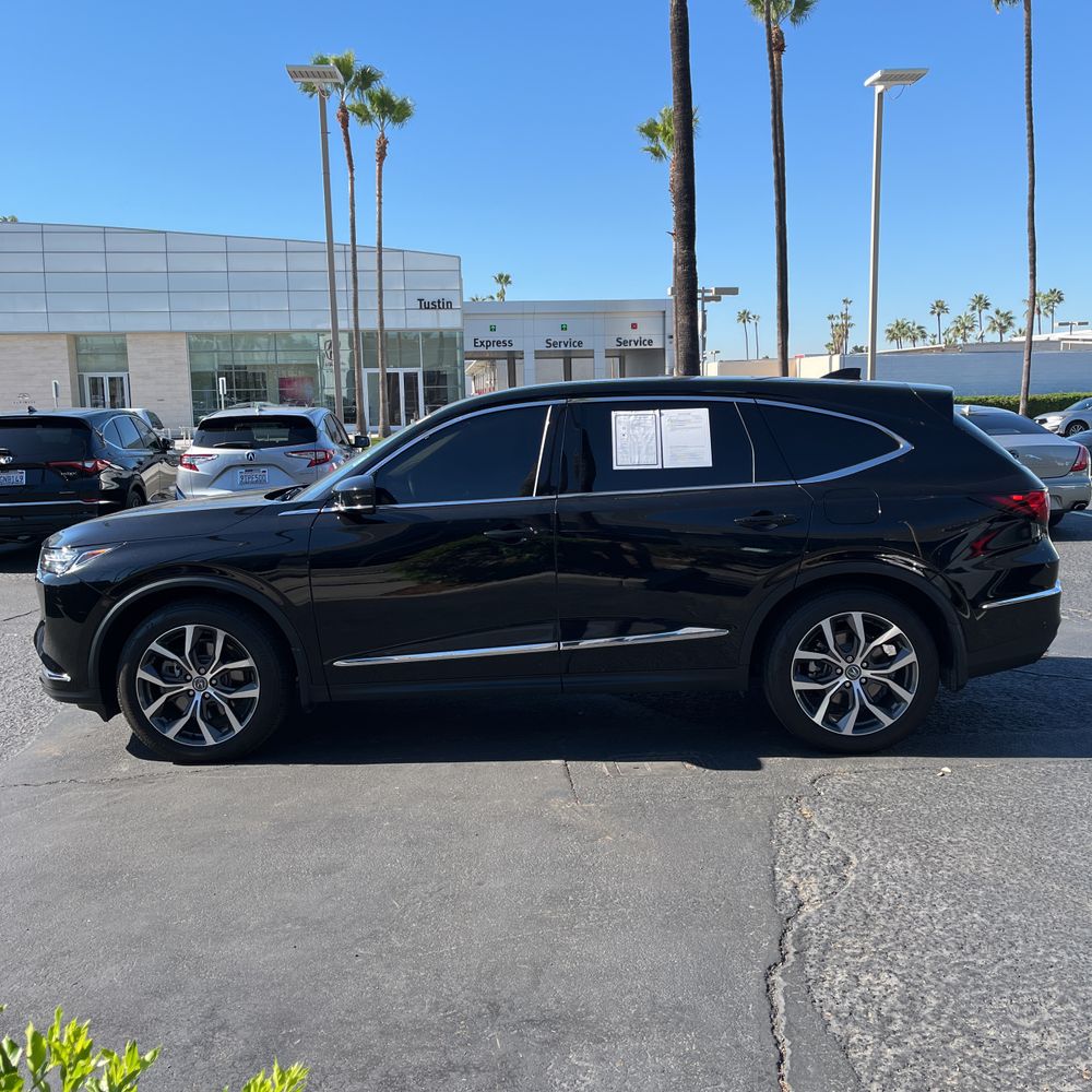 2024 Acura MDX w/Tech