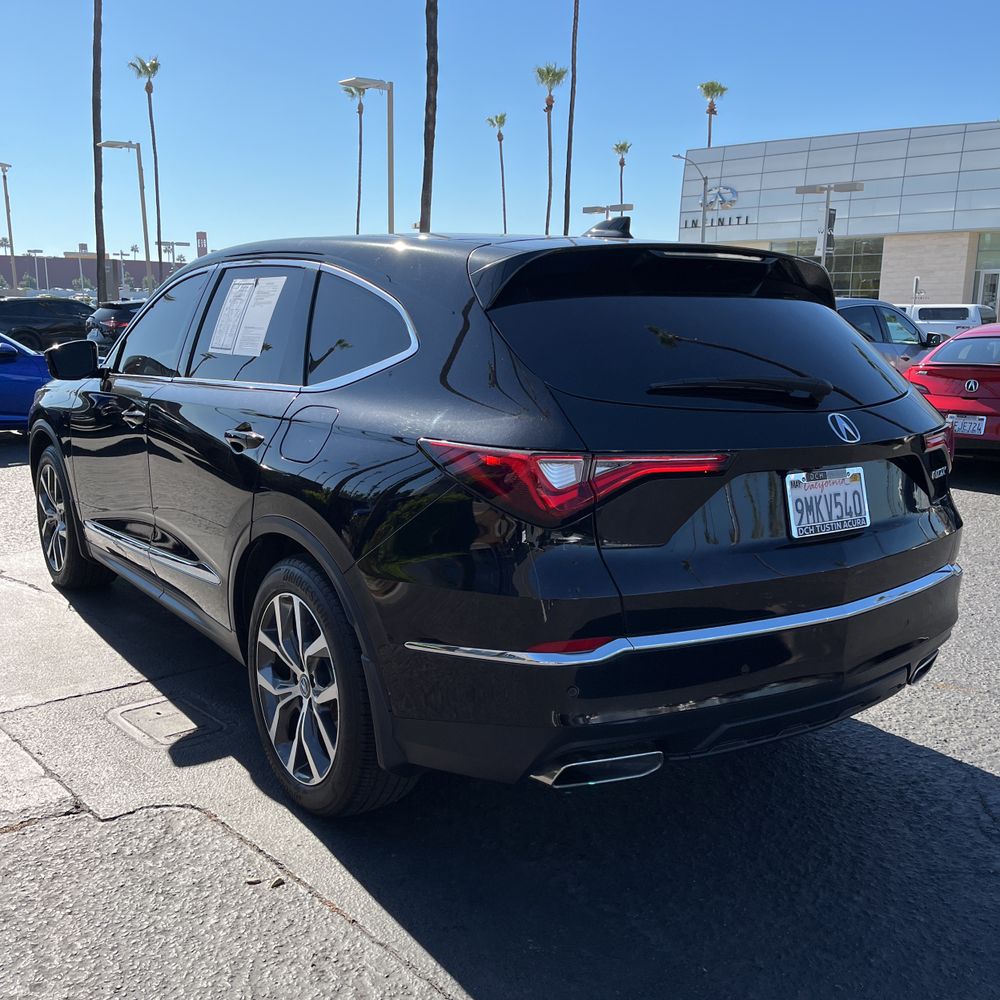 2024 Acura MDX w/Tech
