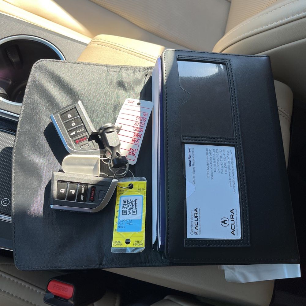 2024 Acura MDX w/Tech