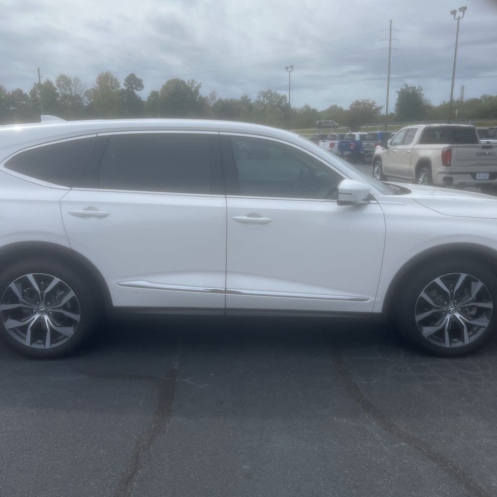 2024 Acura MDX w/Tech