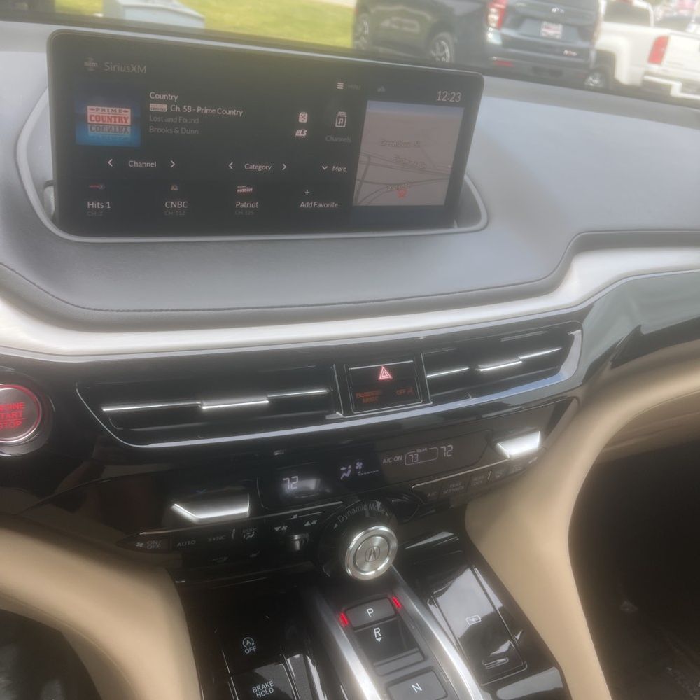 2024 Acura MDX w/Tech