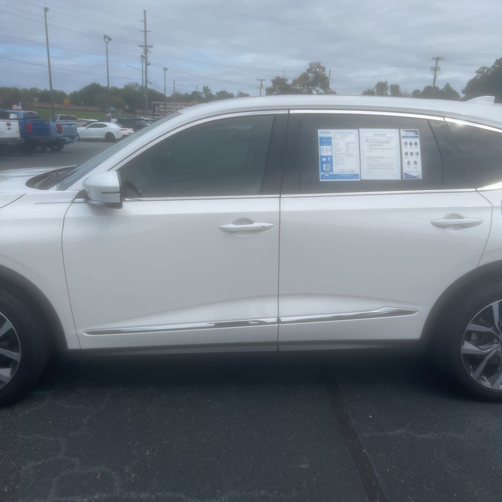 2024 Acura MDX w/Tech
