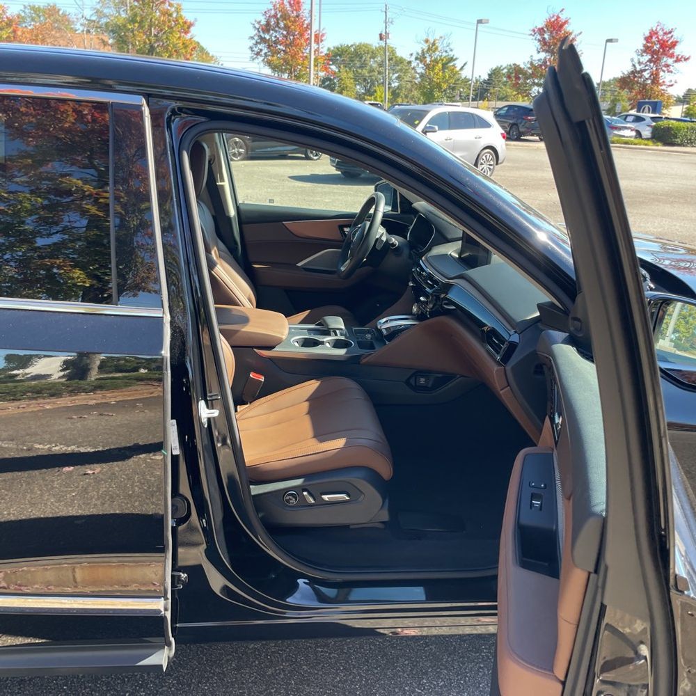 2024 Acura MDX w/Tech