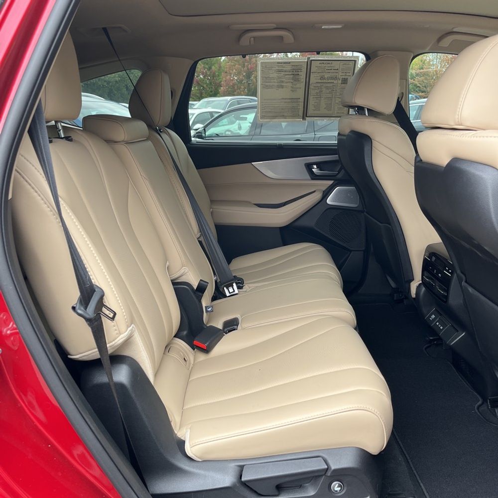 2025 Acura MDX w/Tech
