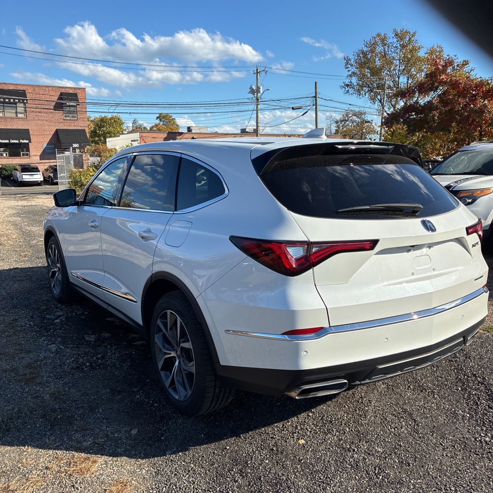 2023 Acura MDX SH-AWD w/Tech
