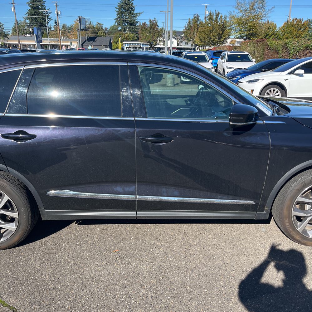 2023 Acura MDX Tech