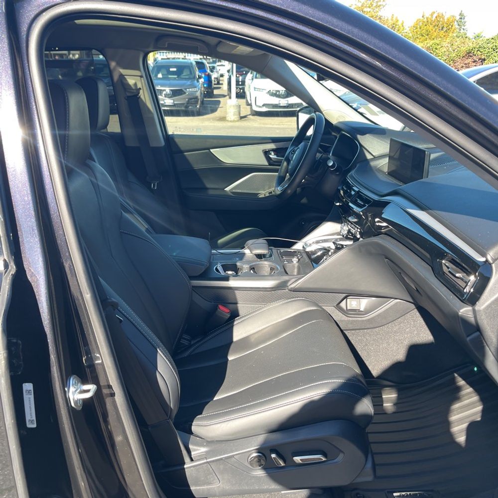 2023 Acura MDX Tech