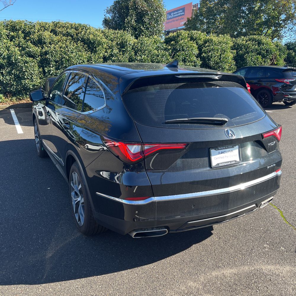 2023 Acura MDX Tech